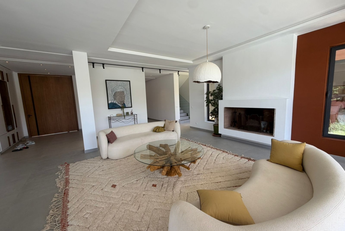 🌴 À VENDRE – VILLA DE PRESTIGE ROUTE DE L’OURIKA, MARRAKECH 🌴