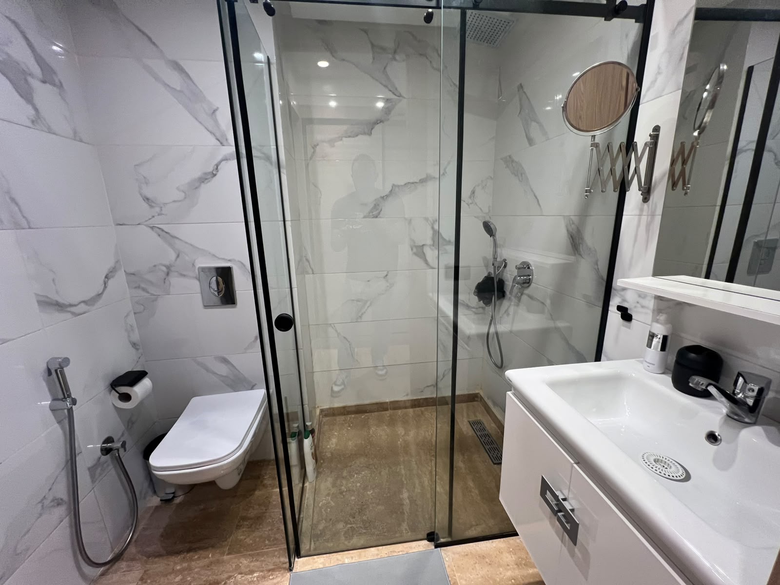 🌴🏡 LOCATION LONGUE DURÉE – APPARTEMENT HAUT STANDING À GUÉLIZ