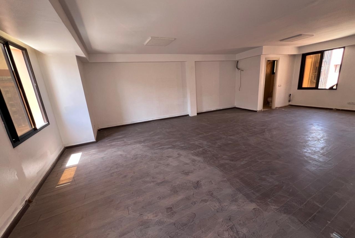 🏢 À Vendre – Plateau Bureau Idéalement Situé à Marrakech