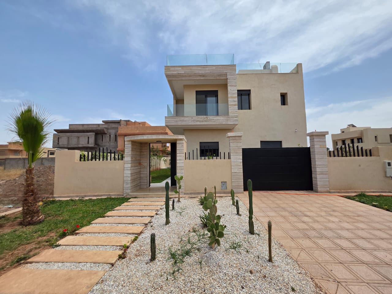 🏡 À VENDRE – Magnifique Villa Contemporaine |