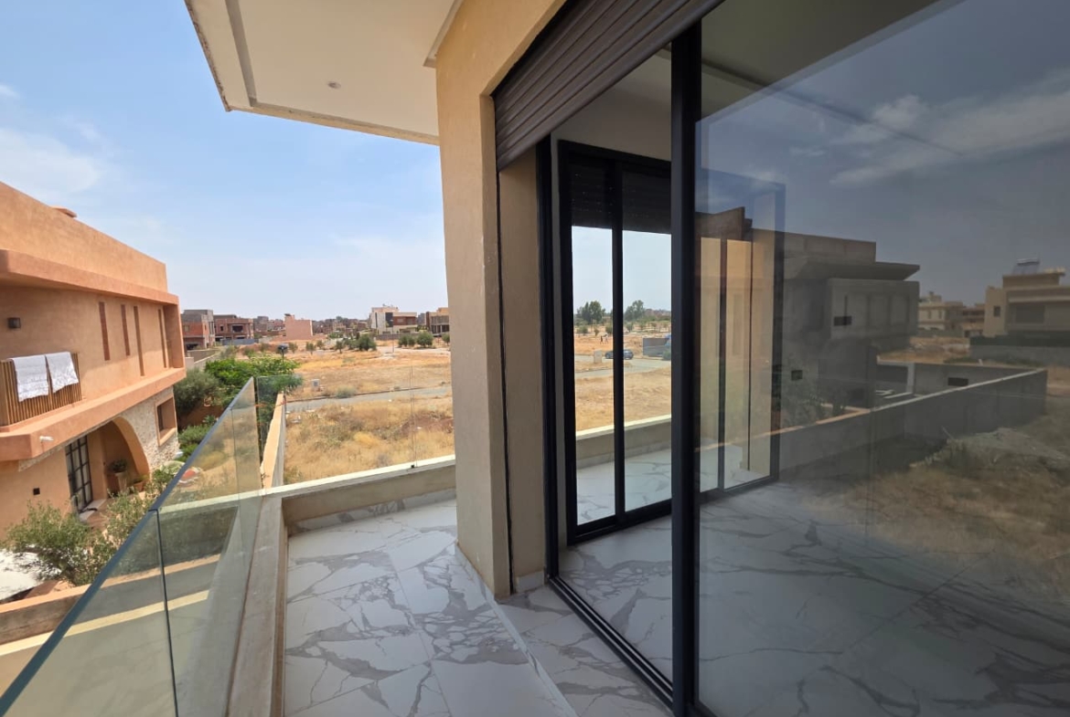 🏡 À VENDRE – Magnifique Villa Contemporaine |