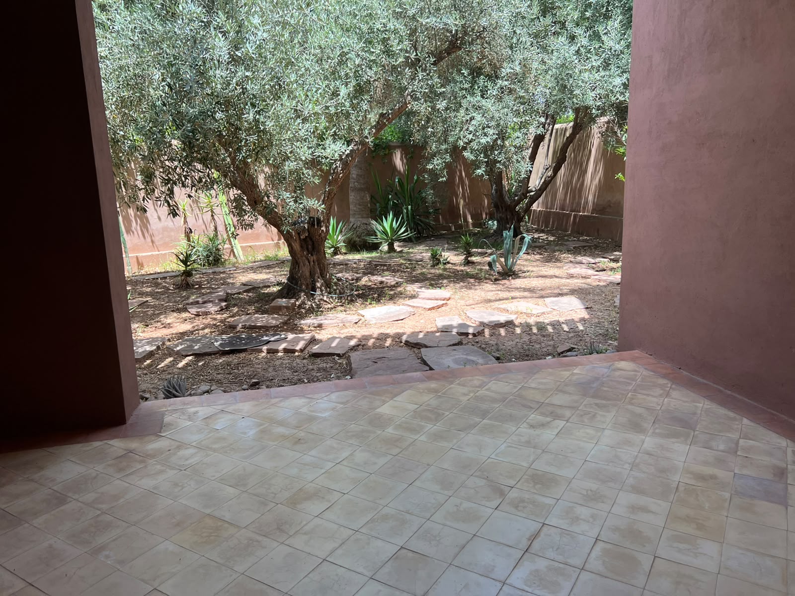 À VENDRE – Superbe appartement de prestige à Agdal, à deux pas du nouveau Morocco Mall