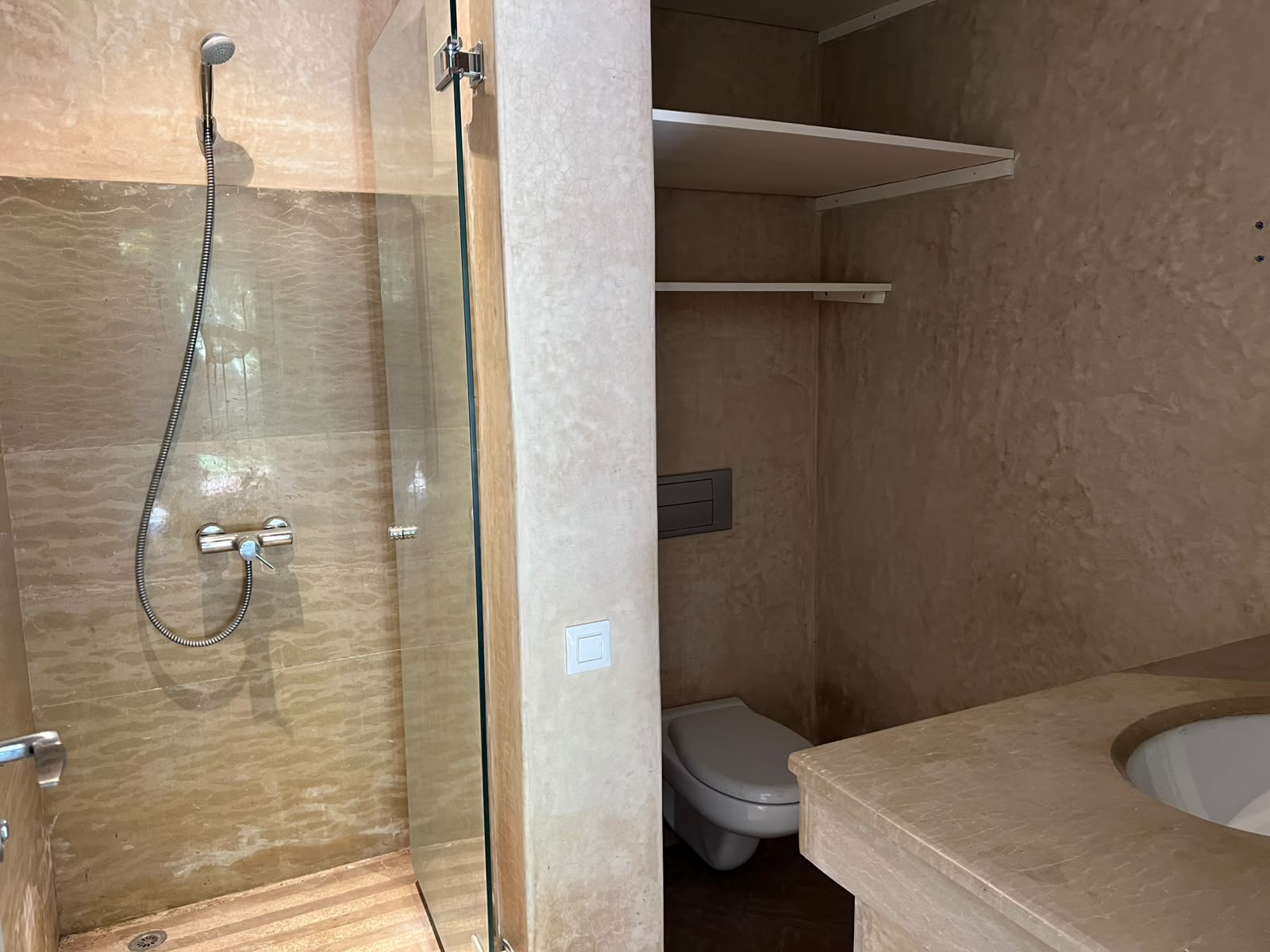 À VENDRE – Superbe appartement de prestige à Agdal, à deux pas du nouveau Morocco Mall