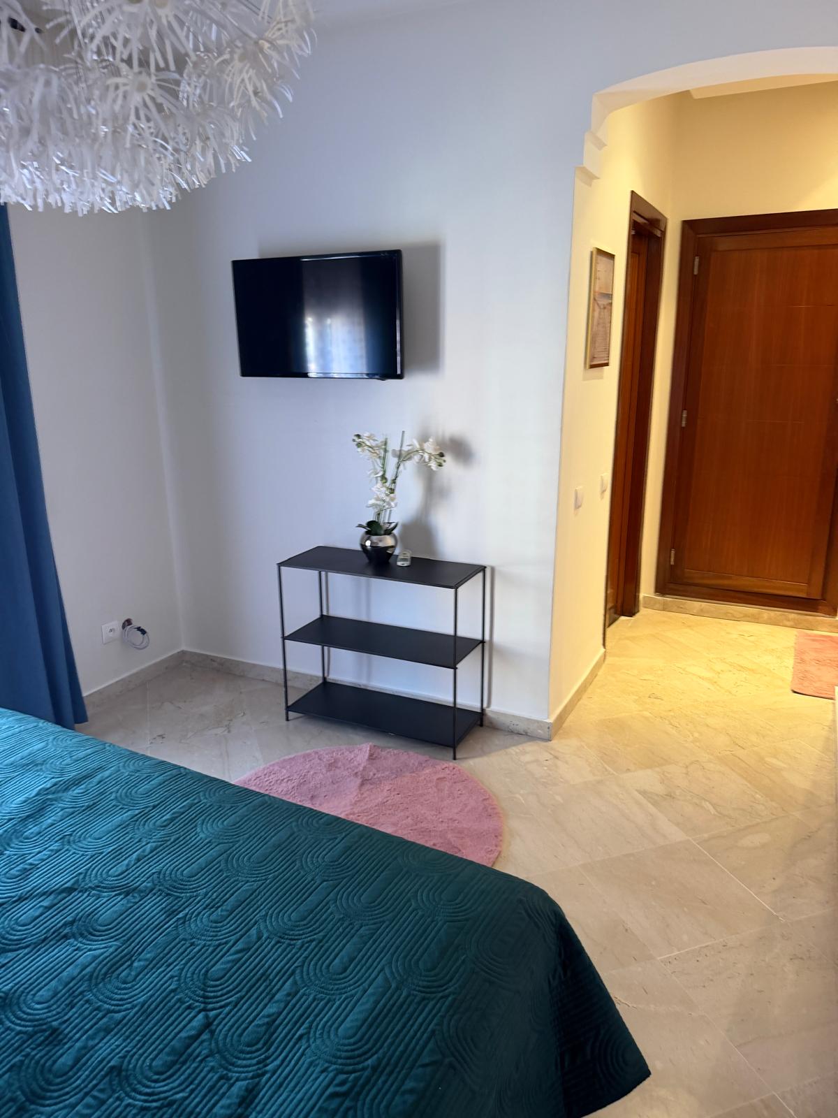 16 Appartement meublé en location longue durée – Victor Hugo, Marrakech