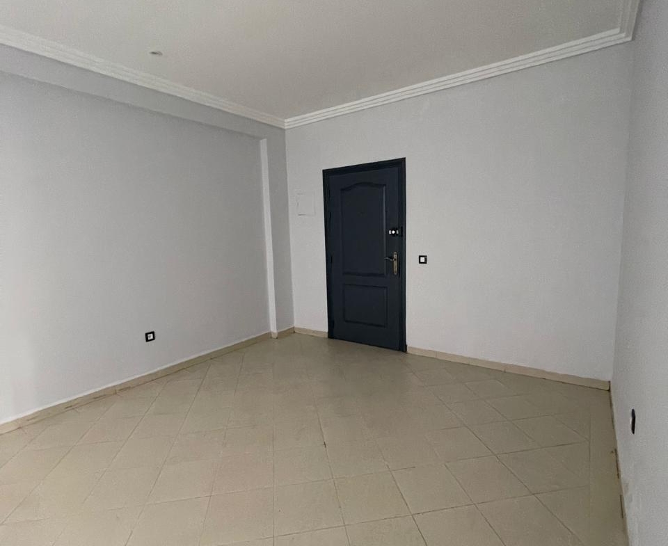 À LOUER — APPARTEMENT 2 CHAMBRES VIDE | GUÉLIZ