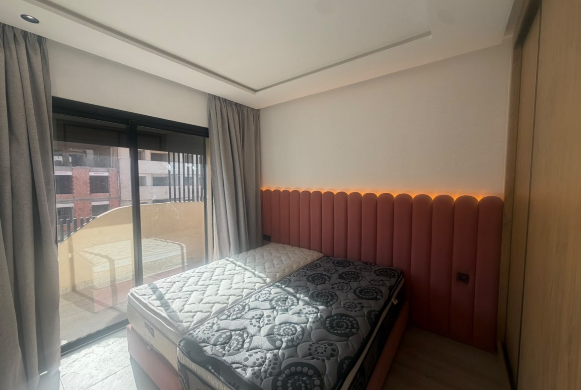 À LOUER — STUDIO T2 NEUF AVEC VUE PISCINE