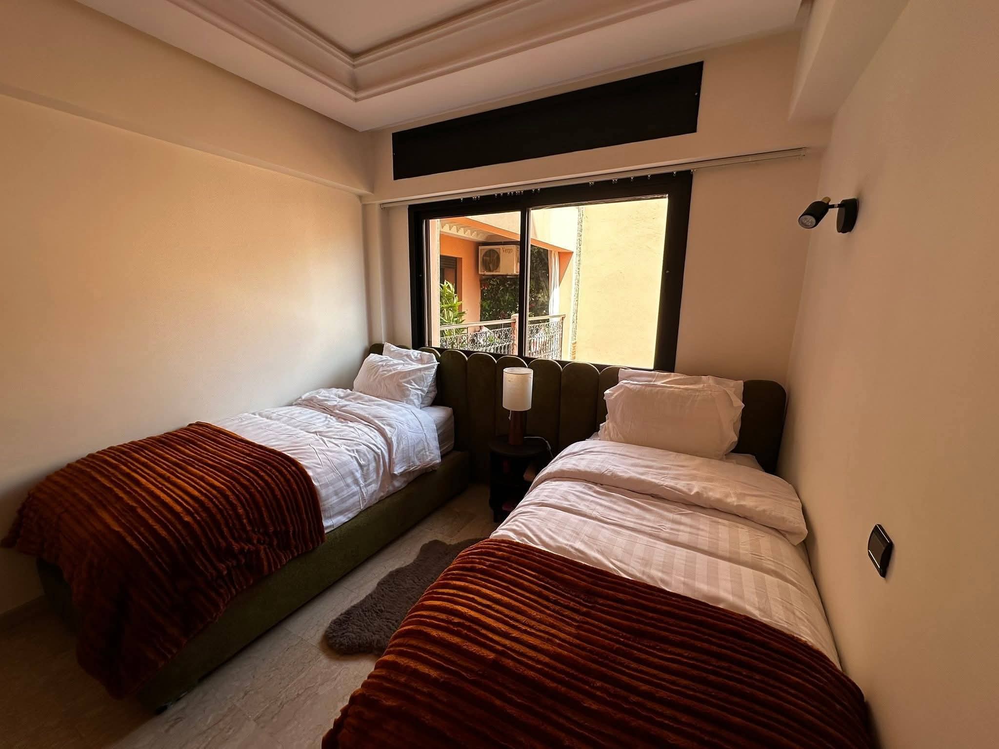 MAGNIFIQUE APPARTEMENT MEUBLÉ À GUÉLIZ