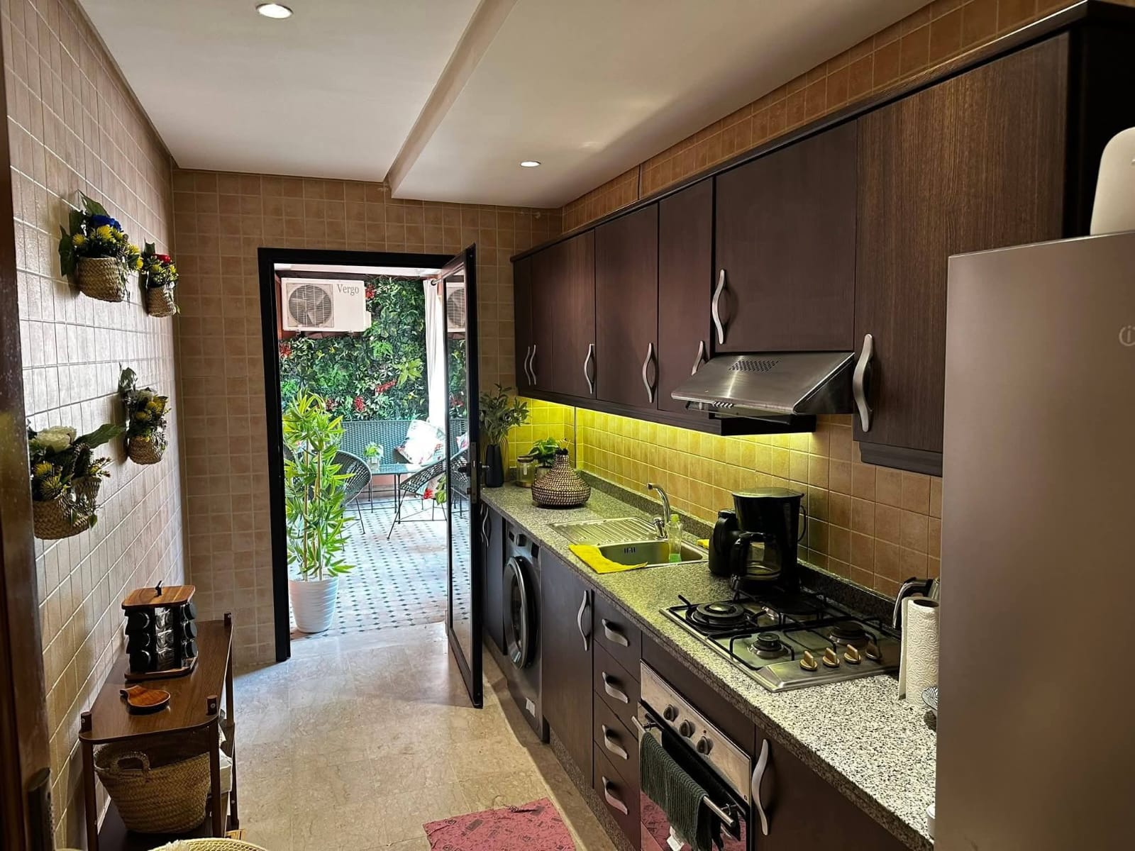 MAGNIFIQUE APPARTEMENT MEUBLÉ À GUÉLIZ