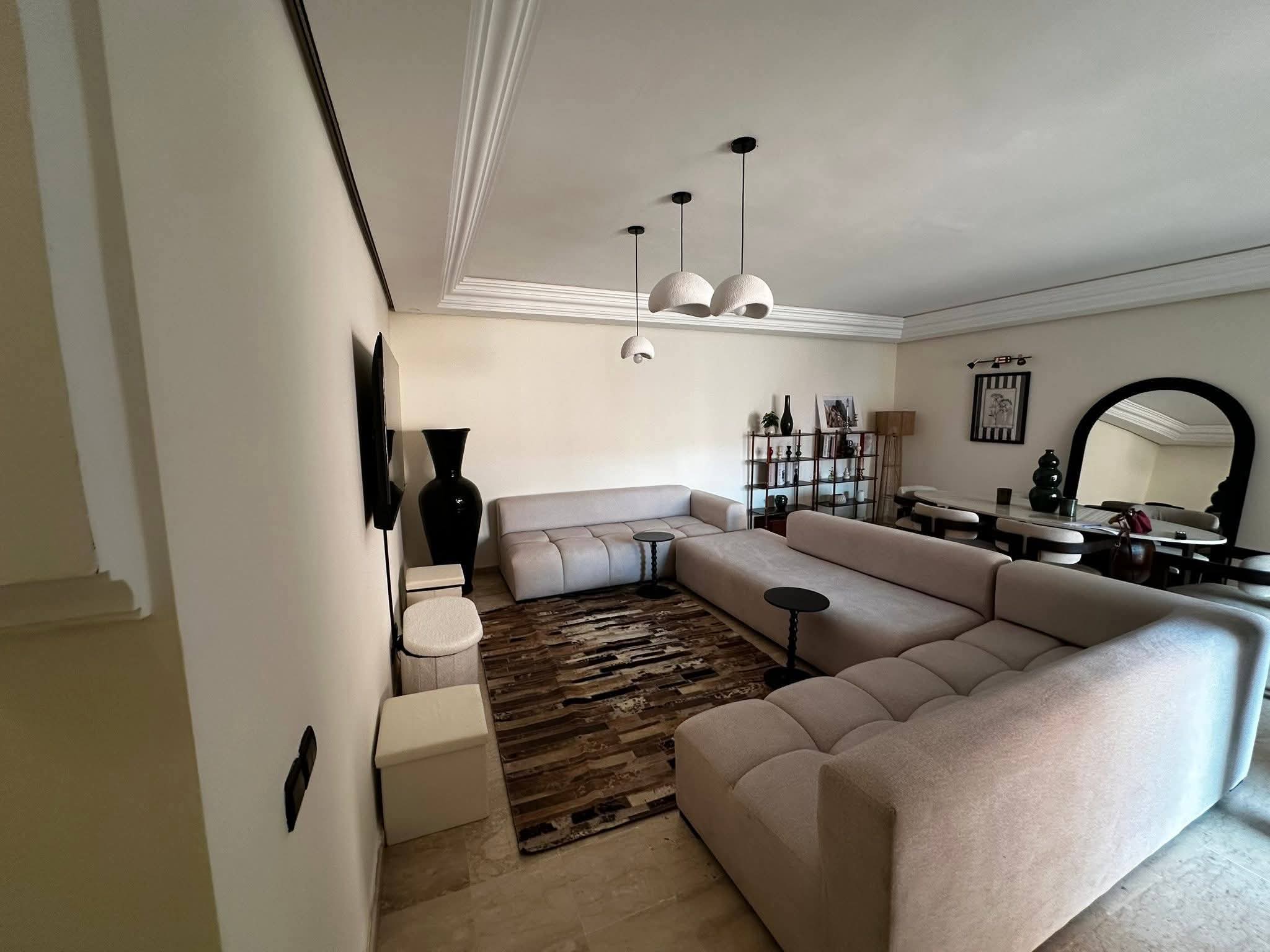 MAGNIFIQUE APPARTEMENT MEUBLÉ À GUÉLIZ
