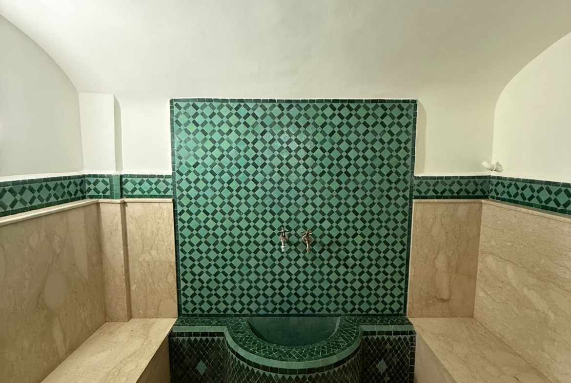 VILLA D’EXCEPTION À LOUER TARGA