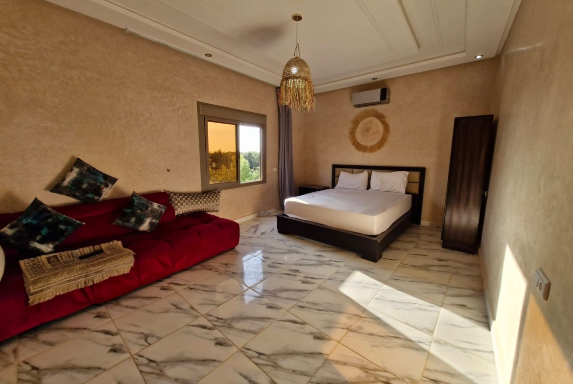 VILLA AVEC PISCINE 4 CHAMBRES CALME SANS VIS A VIS