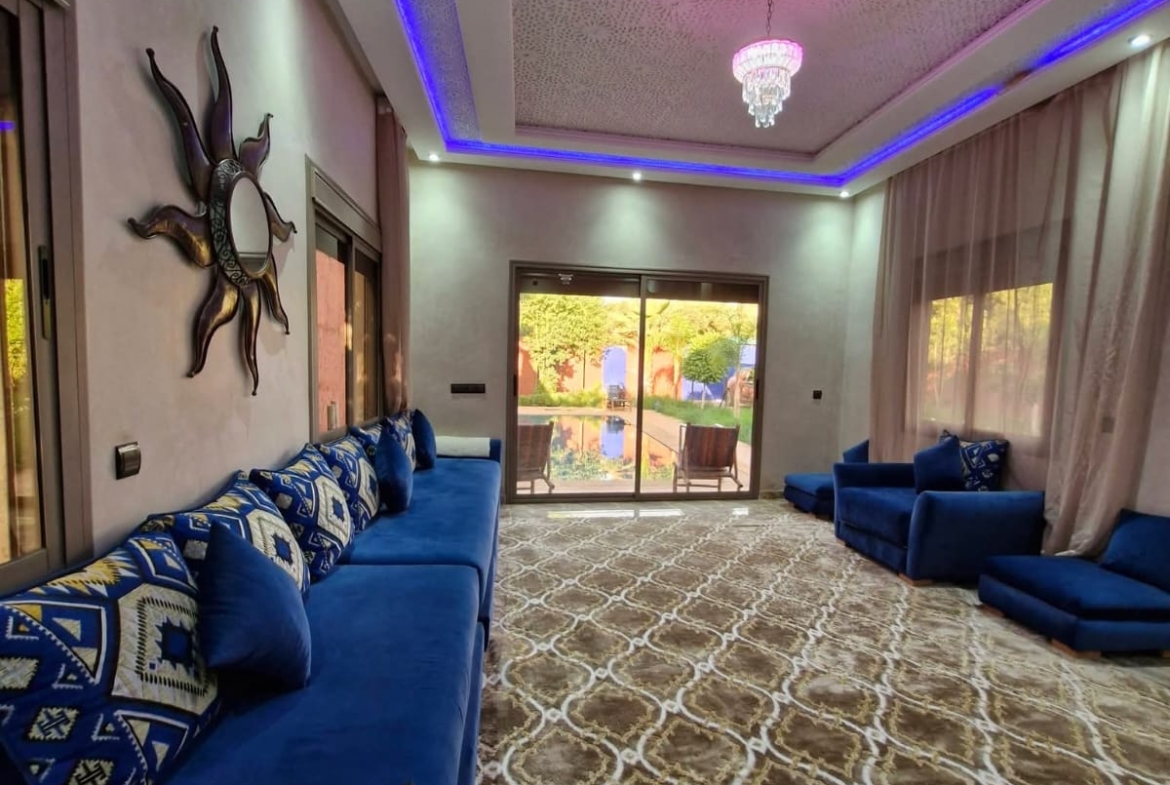 VILLA AVEC PISCINE 4 CHAMBRES CALME SANS VIS A VIS