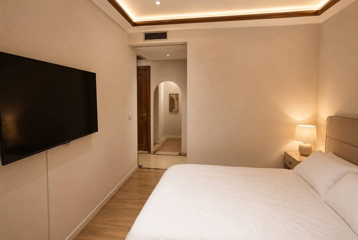SUPERBE APPARTEMENT MEUBLÉ LOCATION LONGUE DUREE