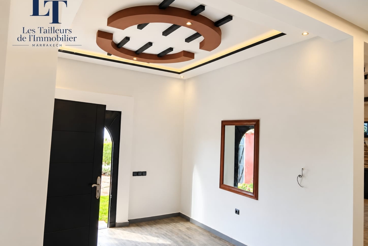 MINI VILLA AVEC ESPACE VERT PISCINE JACCUZI LOCATION LONGUE DUREE
