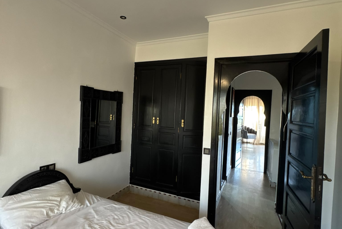 BELLE VILLA 300 M² AVEC PISCINE | RÉSIDENCE SÉCURISÉE / À LOUER