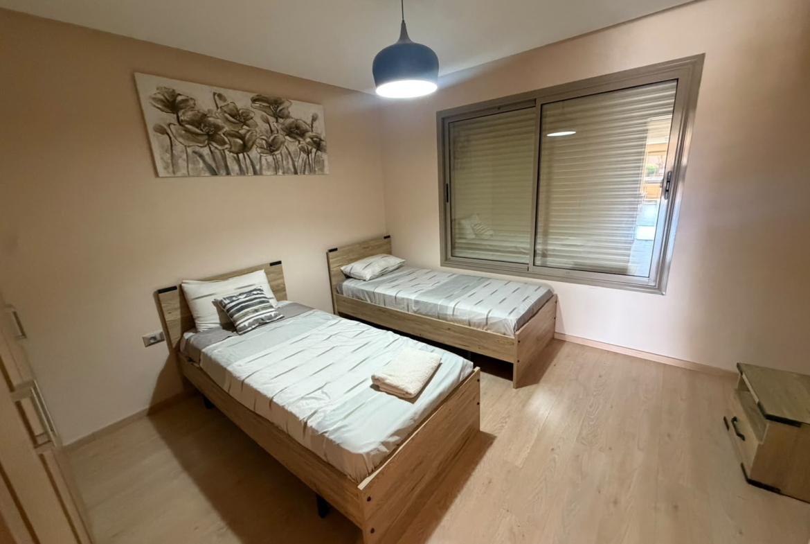 APPARTEMENT MEUBLÉ 3 CHAMBRES A LOUER