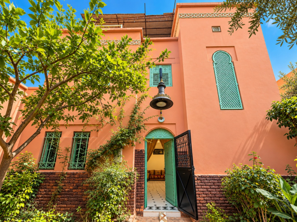 Maison avec jardin & rooftop – à vendre / SIDI AMARA