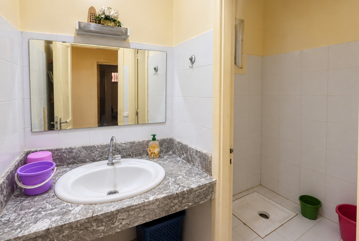 Maison avec jardin & rooftop – à vendre / SIDI AMARA