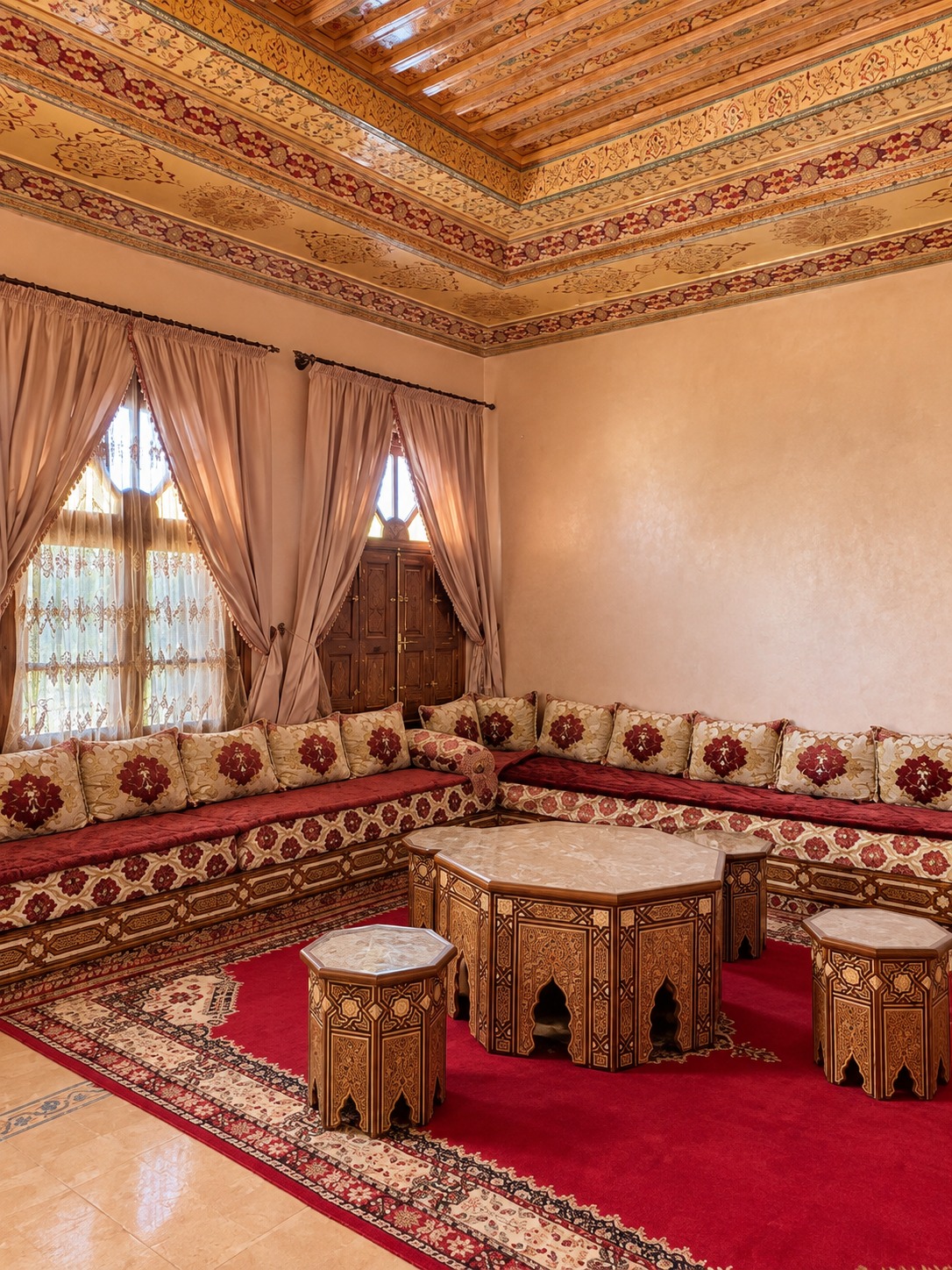 RIAD DE CHARME SUR LA ROUTE DE L’OURIKA- À VENDRE