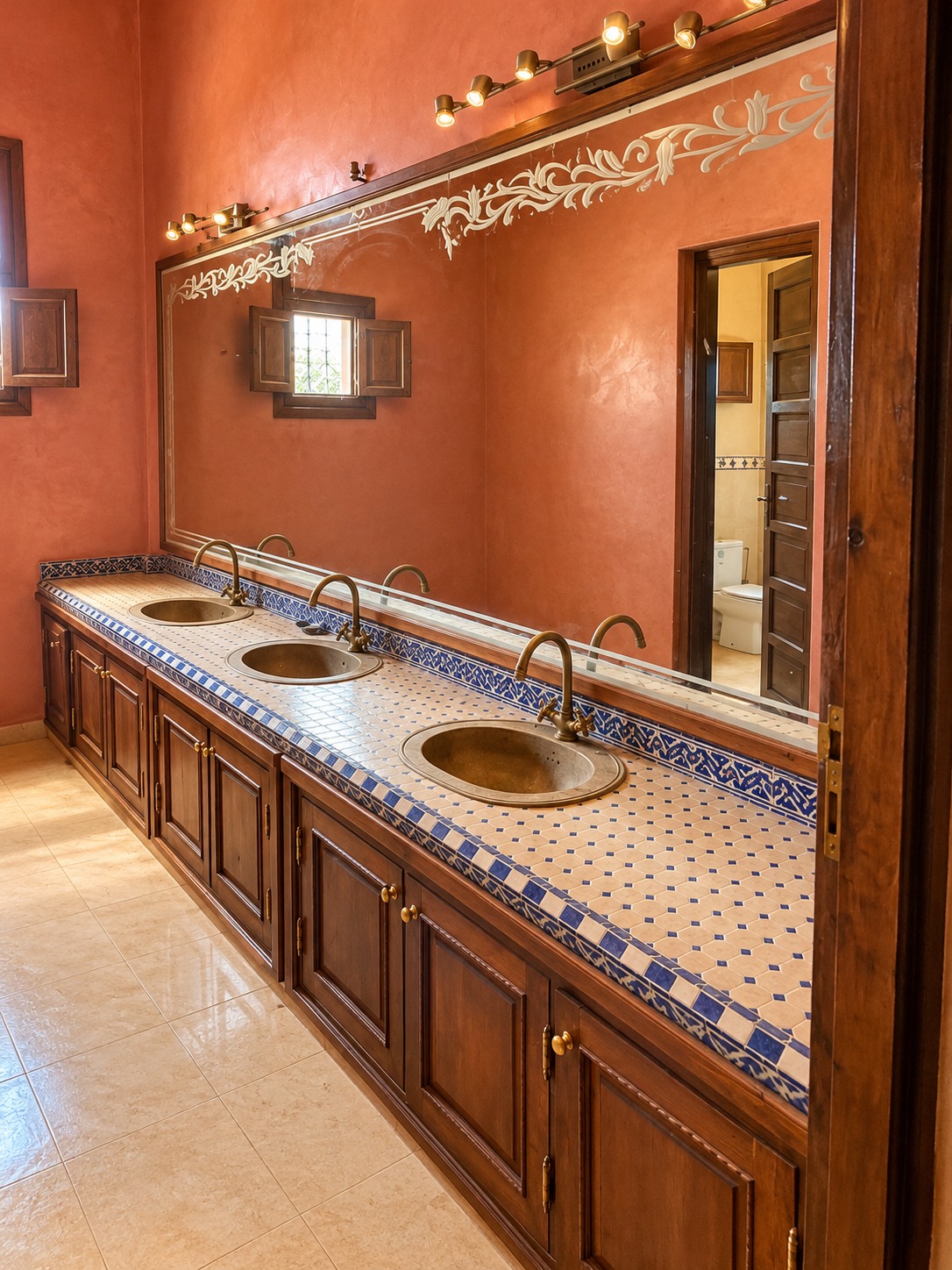 RIAD DE CHARME SUR LA ROUTE DE L’OURIKA- À VENDRE