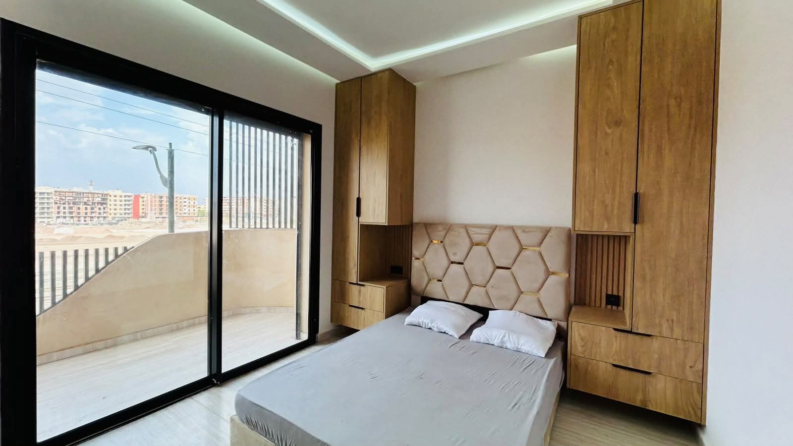 🏡 APPARTEMENT 2 CHAMBRES AVEC PARKING TITRÉ – À VENDRE