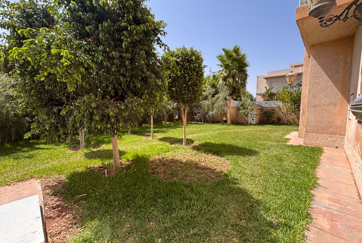 Superbe Villa Front de Golf – À Louer (Argan Golf Resort) / Marrakech