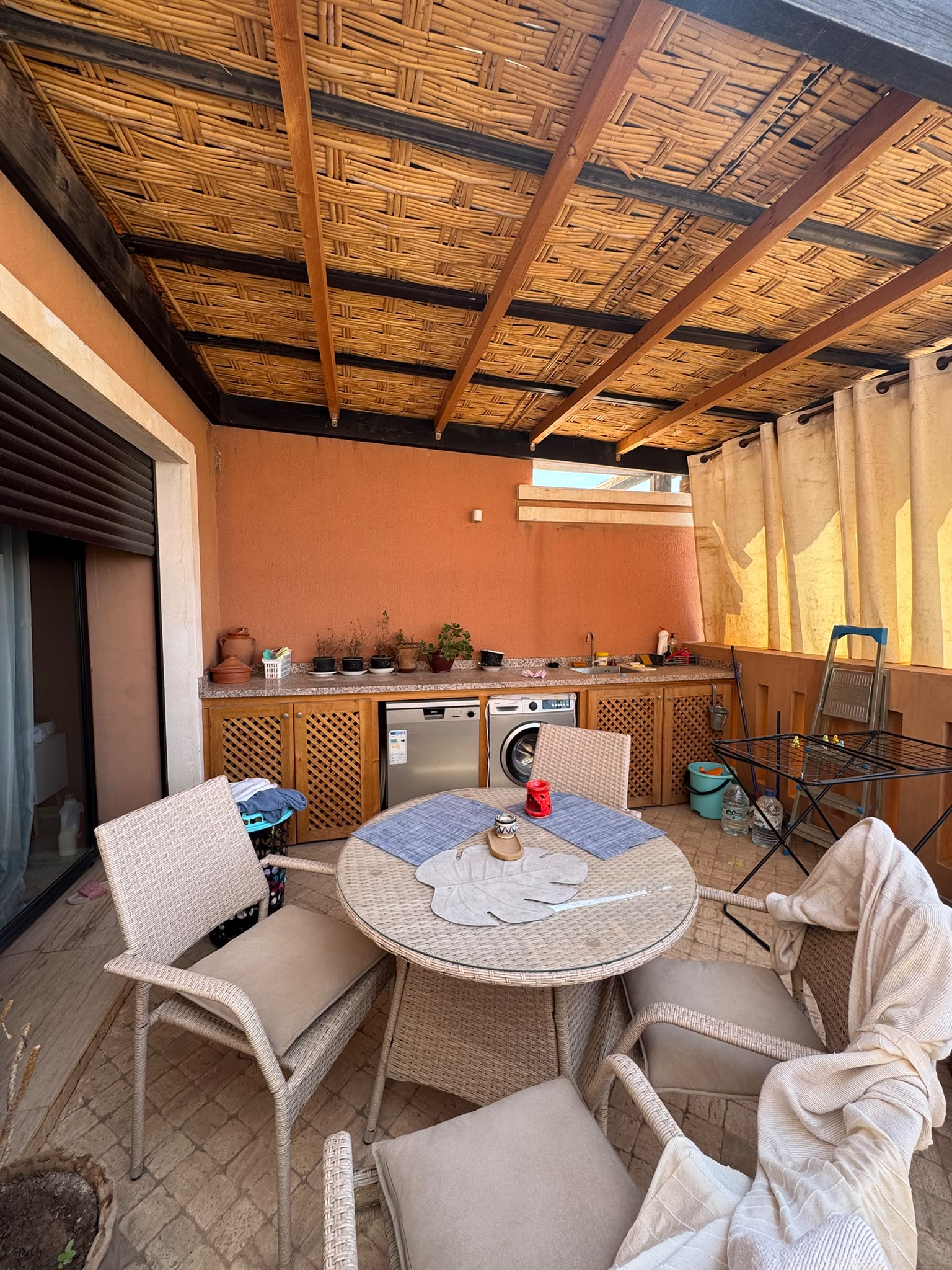 Chic Appart meublé a louer avec Terrasse & Superbe Vue