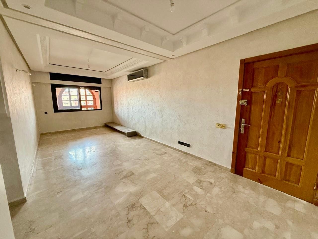BEL APPARTEMENT 2 CHAMBRES -NON MEUBLE |A LOUER