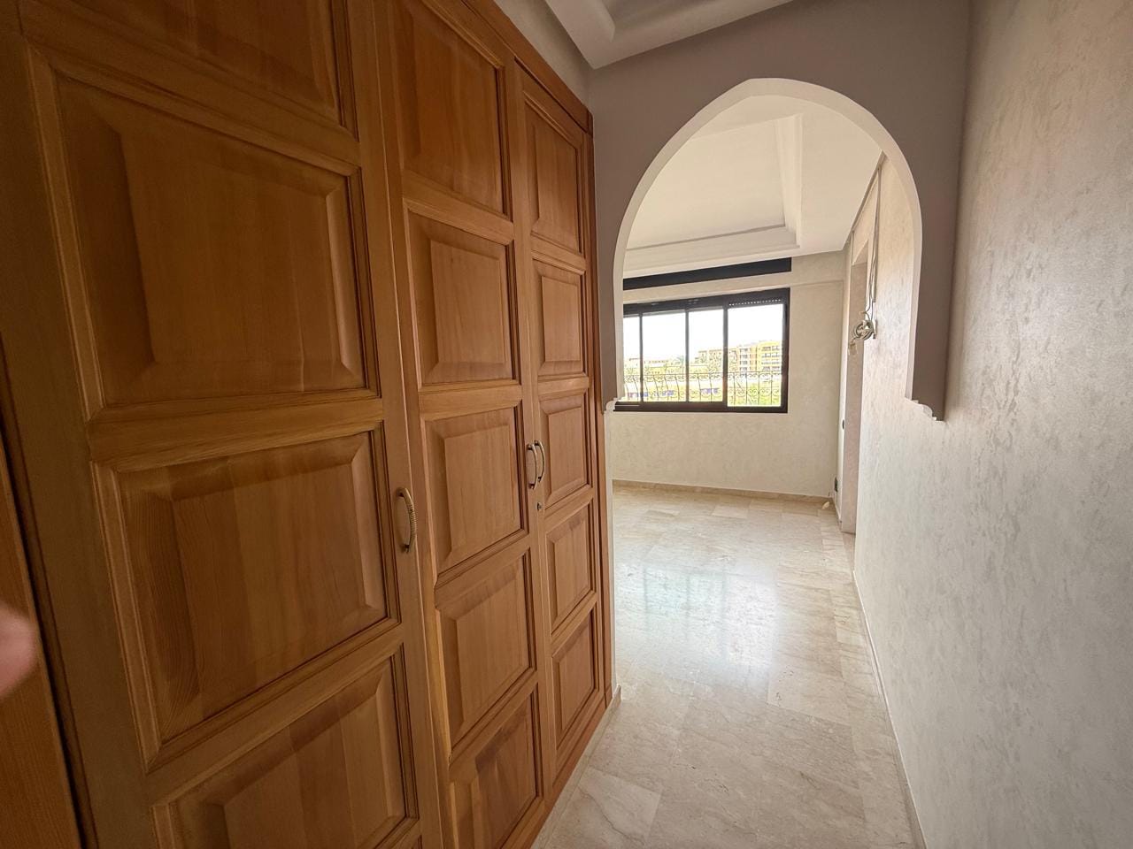 BEL APPARTEMENT 2 CHAMBRES -NON MEUBLE |A LOUER
