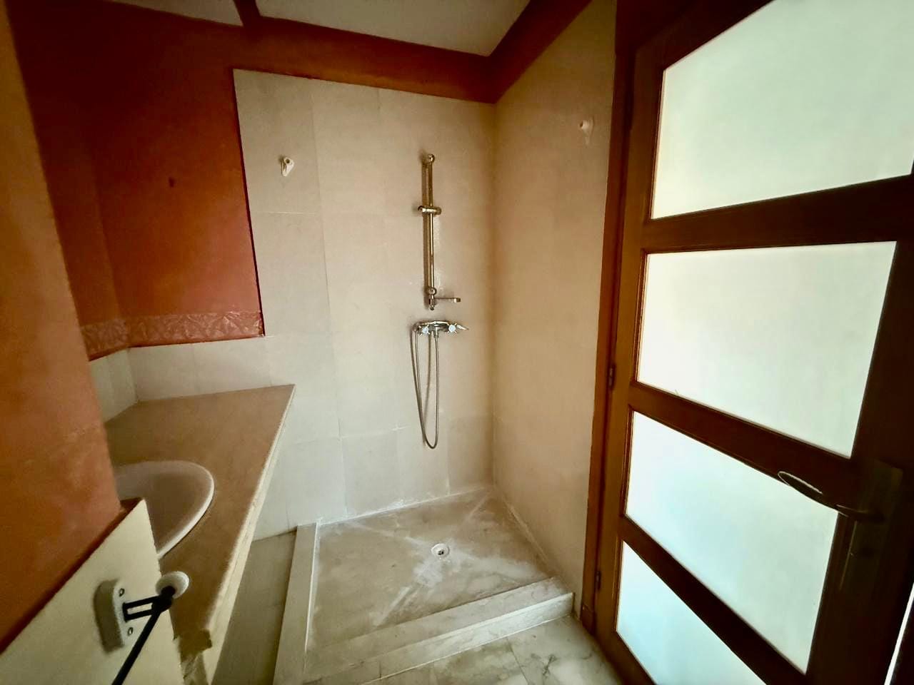 BEL APPARTEMENT 2 CHAMBRES -NON MEUBLE |A LOUER
