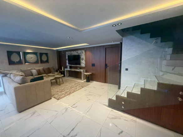 Exclusivité 2 duplex A VENDRE — LOT UNIQUE & RARE À GUÉLIZ, MARRAKECH