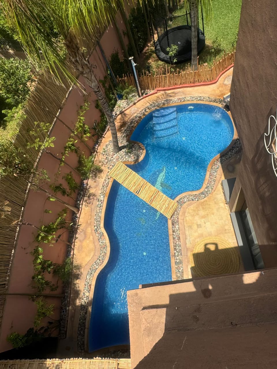 MAISON INDIVIDUELLE DE 800 m² | TARGA -À LOUER