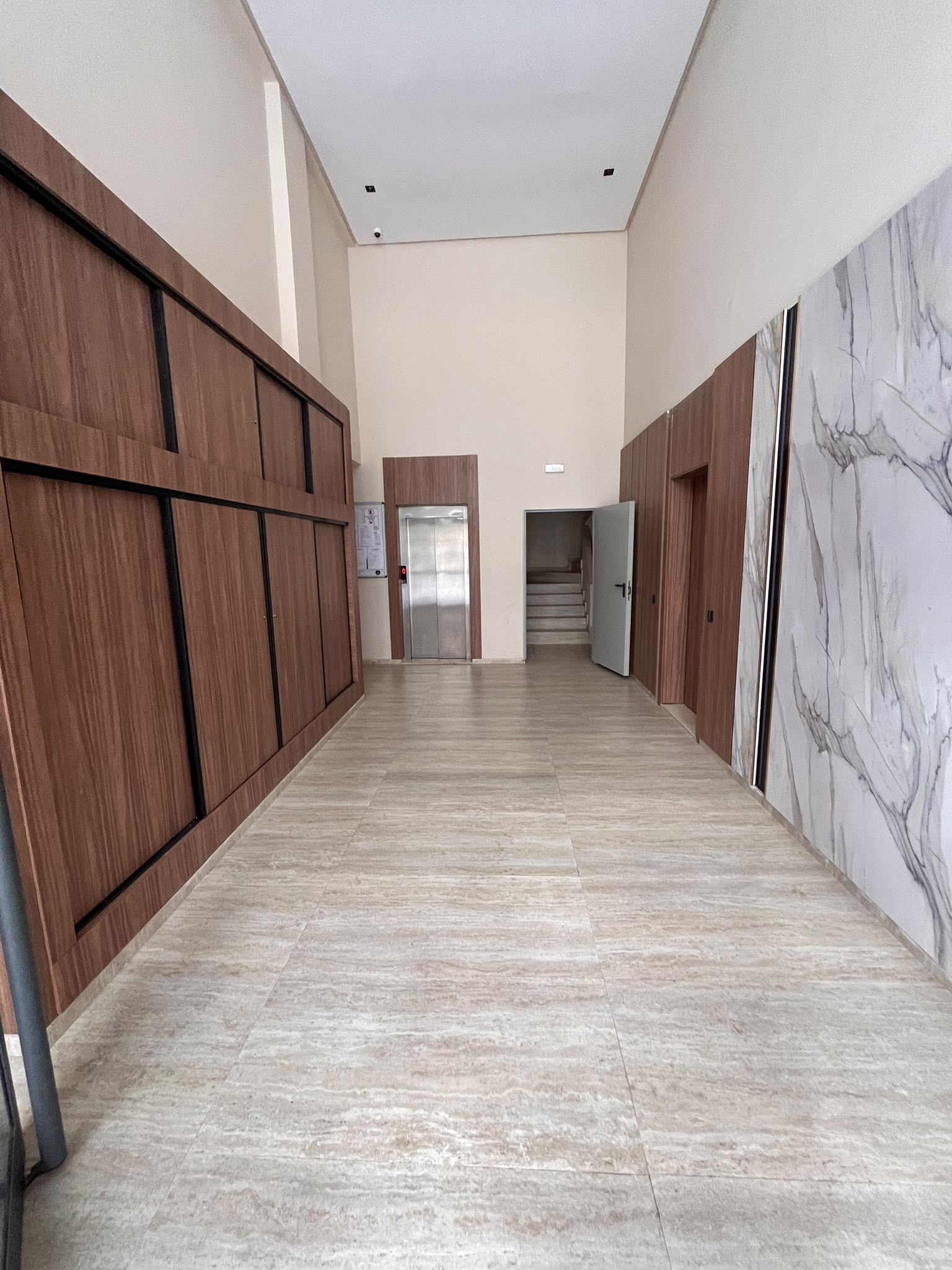 SUPERB APPARTEMENT À MENARA GARDEN – À LOUER