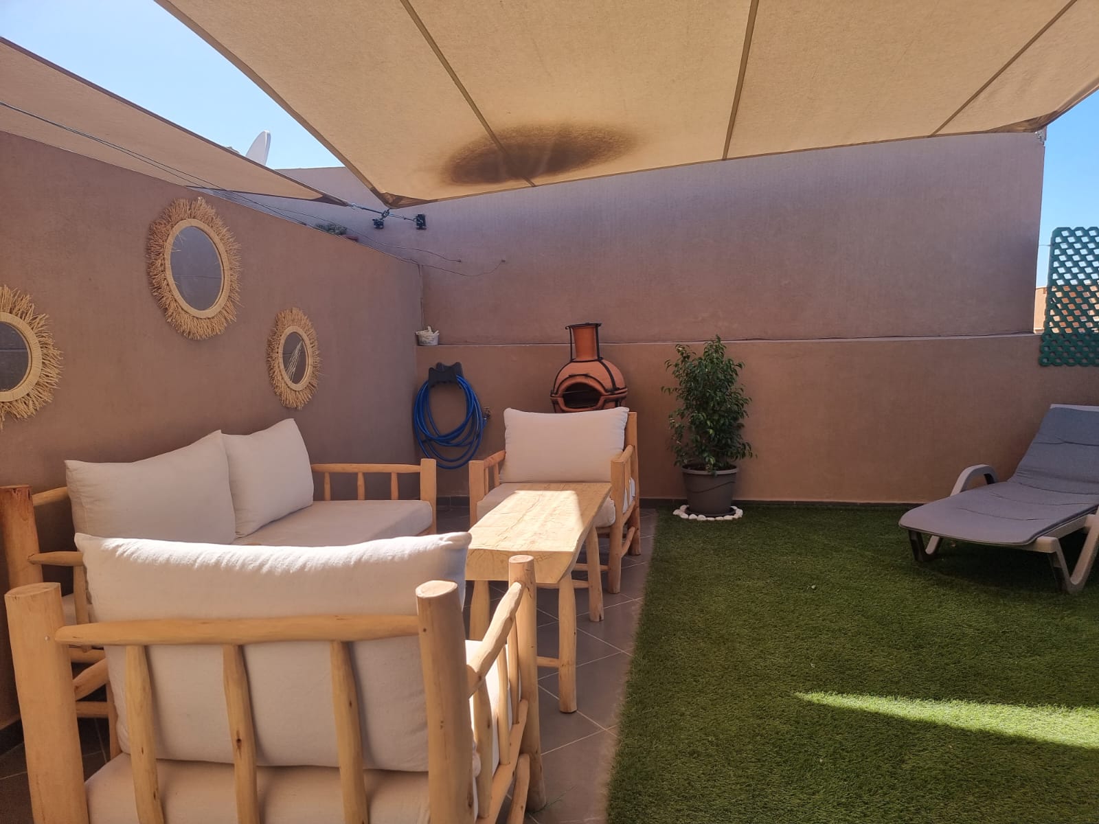 APPARTEMENT 2 CHAMBRES AVEC TERRASSE À ASSIF -À LOUER