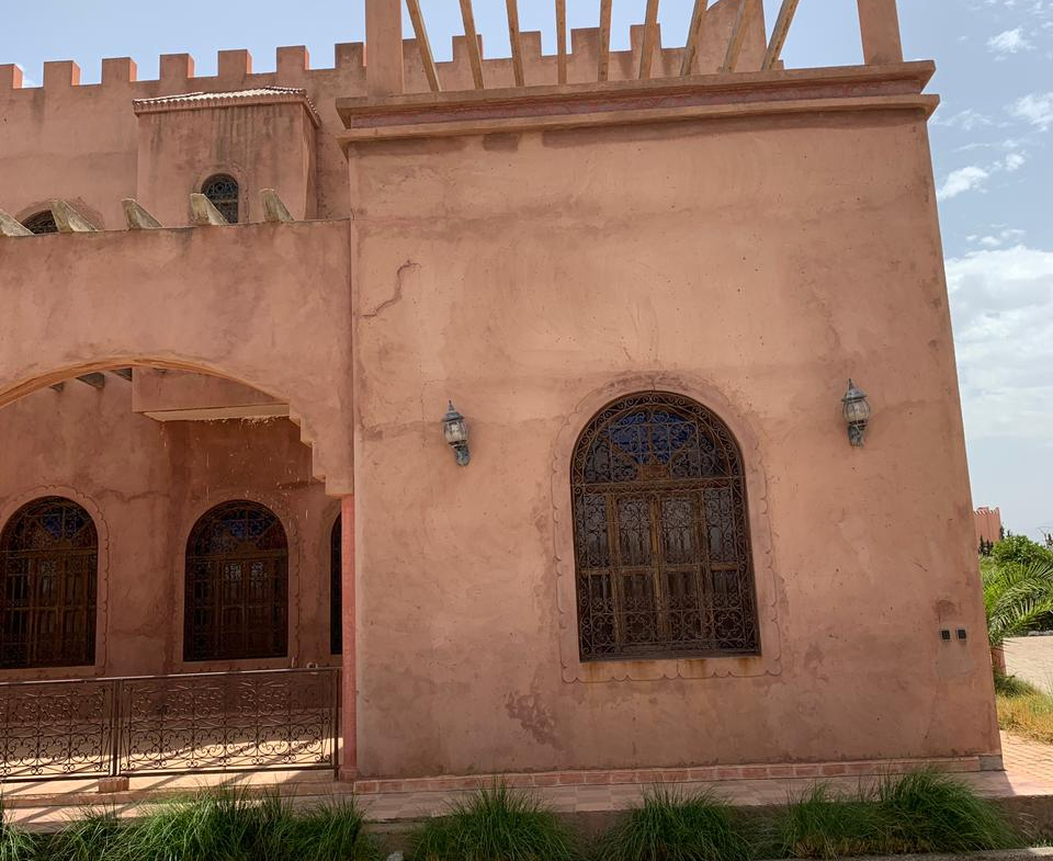 RIAD DE CHARME SUR LA ROUTE DE L’OURIKA- À VENDRE