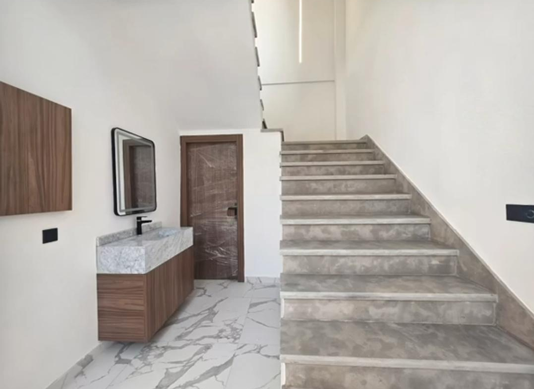 SUPERBE VILLA NEUVE À ALLIANCE – À VENDRE