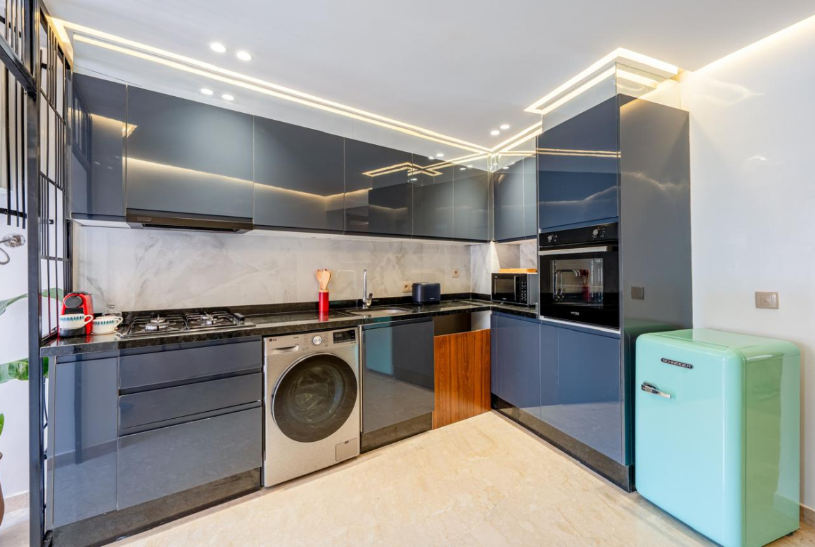 APPARTEMENT MEUBLÉ HAUT STANDING AVEC PISCINE ROOFTOP – À VENDRE/ GUELIZ