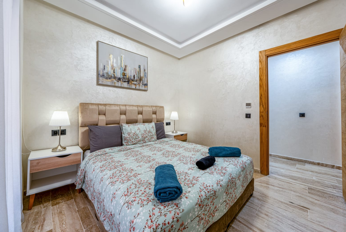 SUPERBE DUPLEX MEUBLE DE 120 m² – À LOUER / GUELIZ
