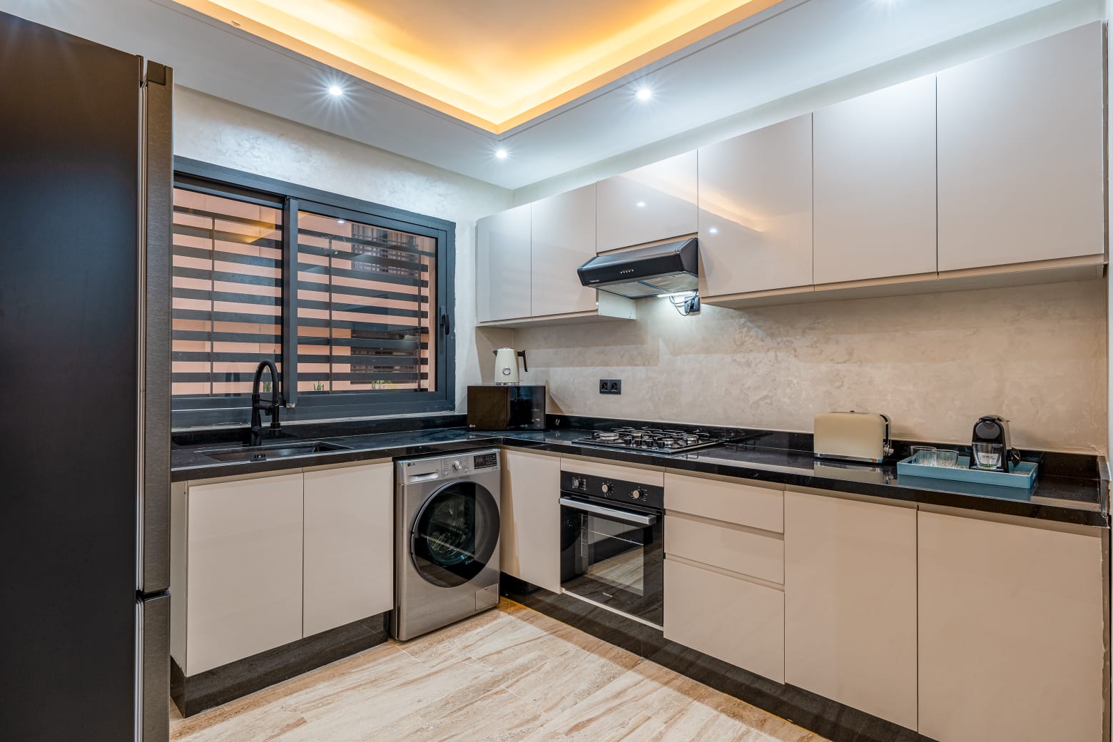 SUPERBE DUPLEX MEUBLE DE 120 m² – À LOUER / GUELIZ