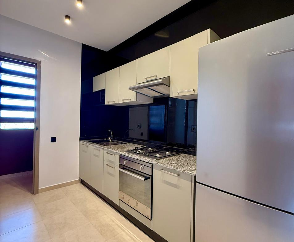 SUPERBE APPARTEMENT MUBLE (quartier de L’Agdal)-À LOUER