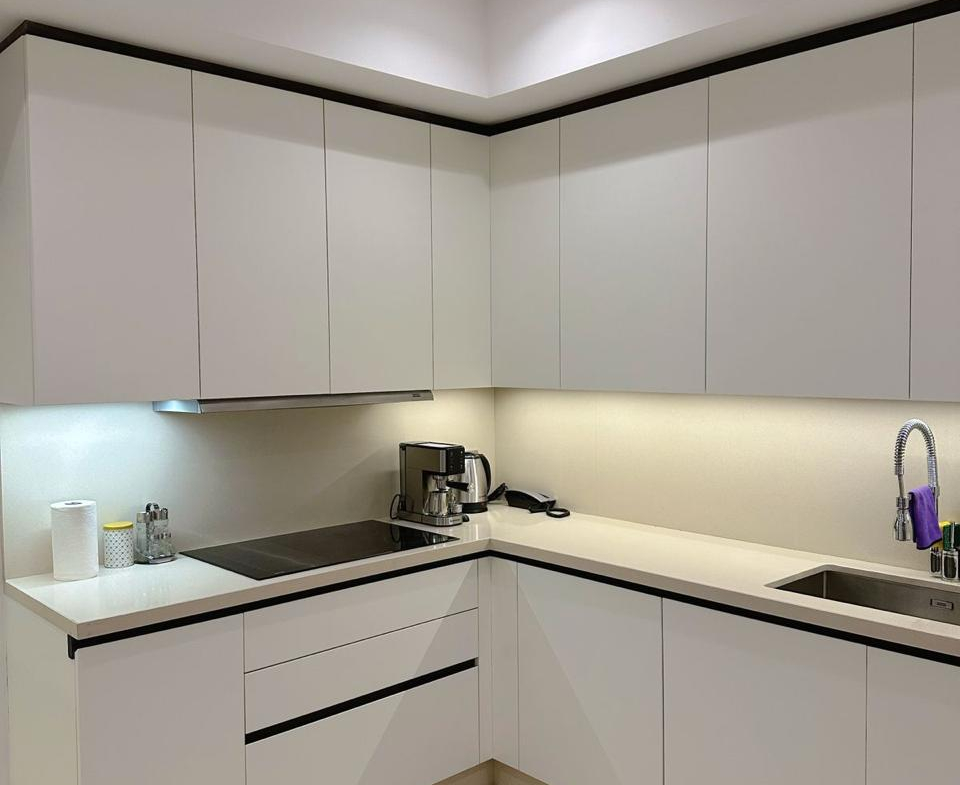 APPARTEMENT DE PRESTIGE AU FOUR SEASONS – A LOUER