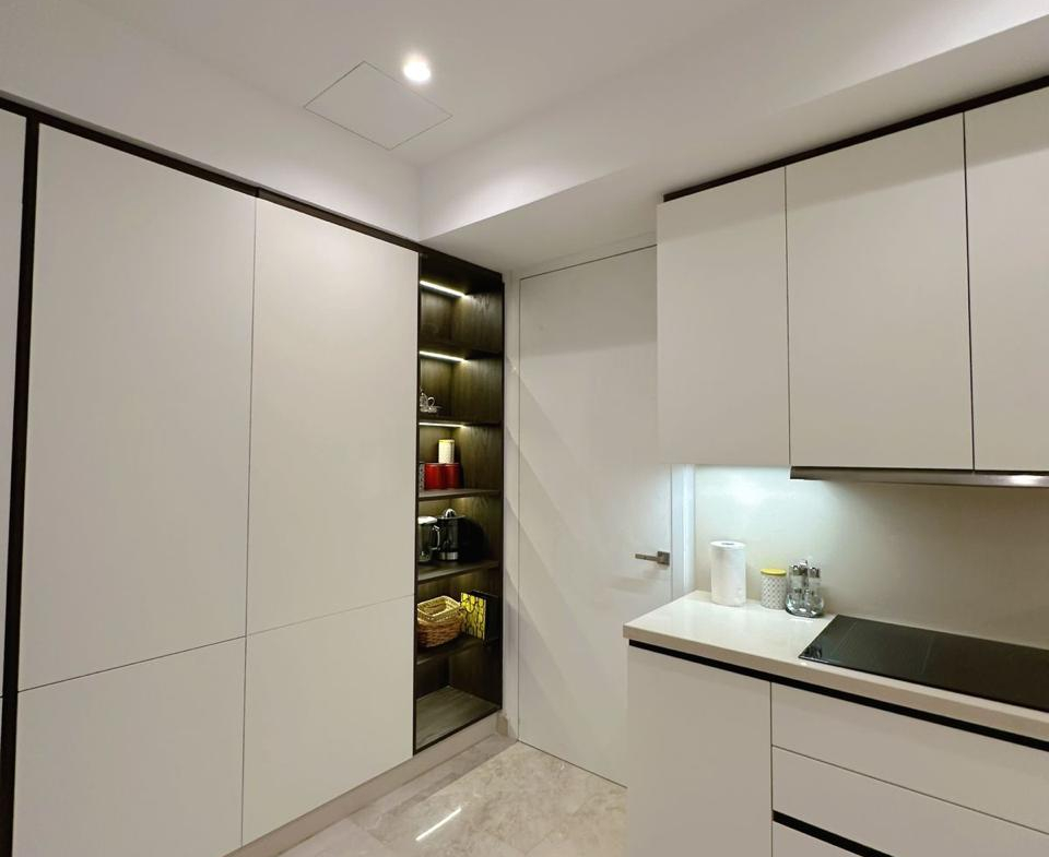 APPARTEMENT DE PRESTIGE AU FOUR SEASONS – A LOUER