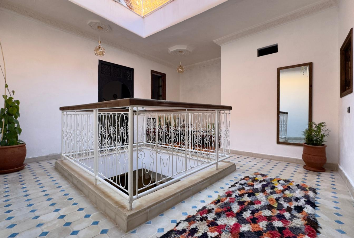 MAGNIFIQUE RIAD À VENDRE – MÉDINA DE MARRAKECH