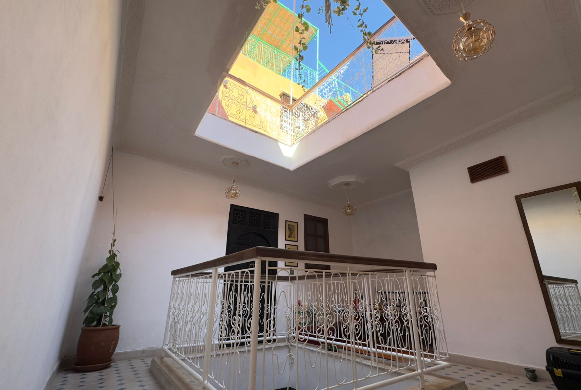 MAGNIFIQUE RIAD À VENDRE – MÉDINA DE MARRAKECH